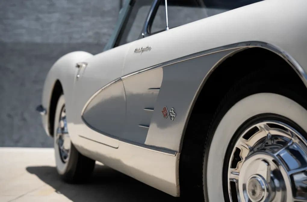 1960 Chevrolet Corvette 283/250 Fuelie, view