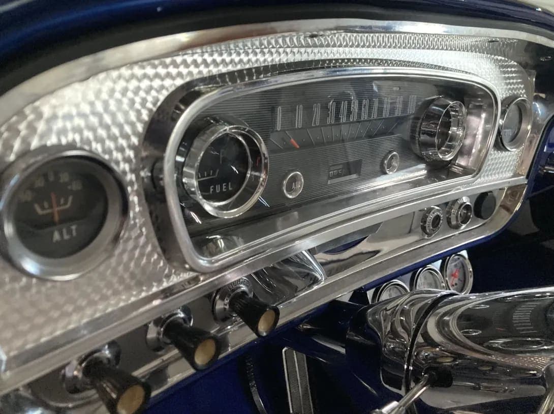 1966 Ford F-100 Custom Cab 4×4, view