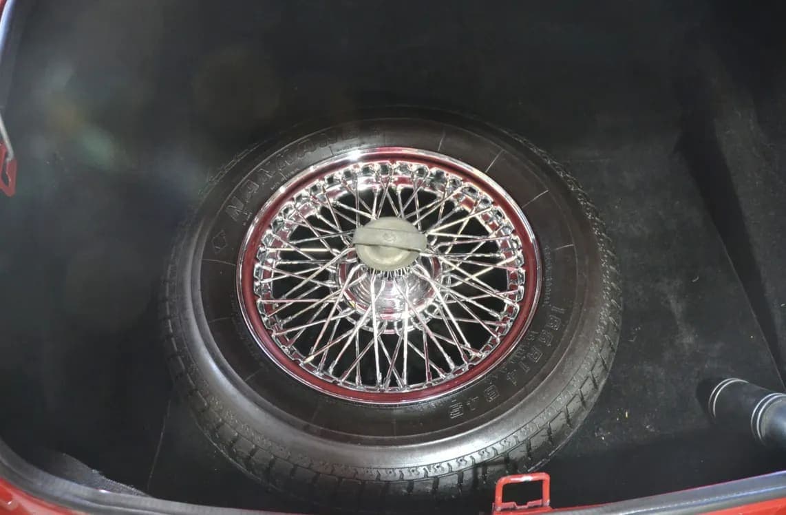 1966 MG MGB Roadster, view