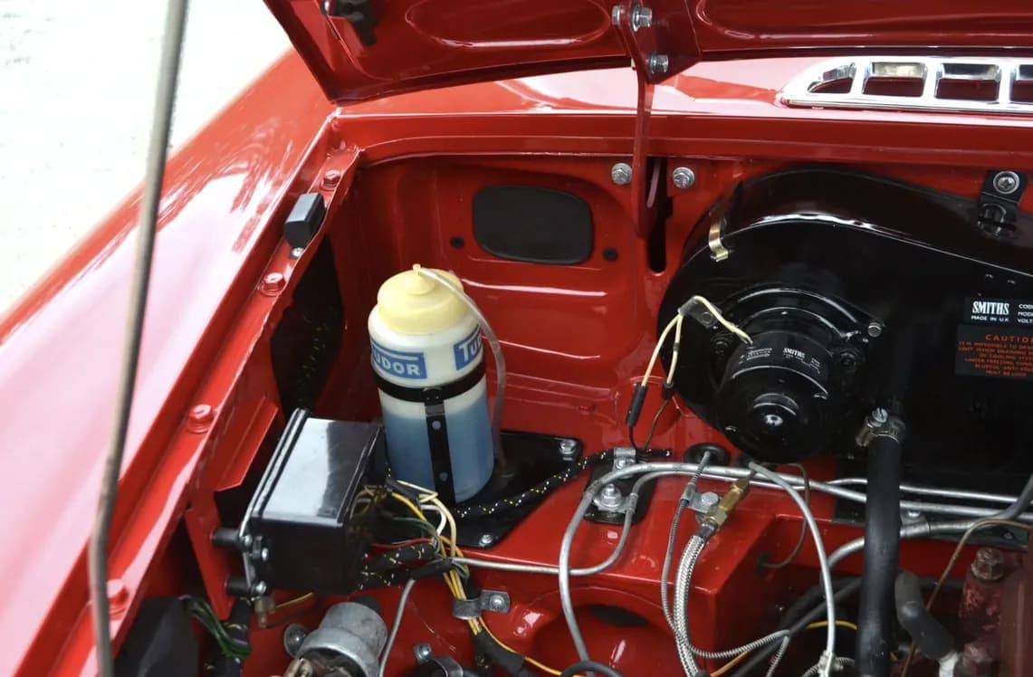 1966 MG MGB Roadster, view
