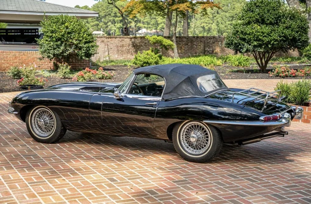 1967 Jaguar XKE Series I 4.2 Roadster, view