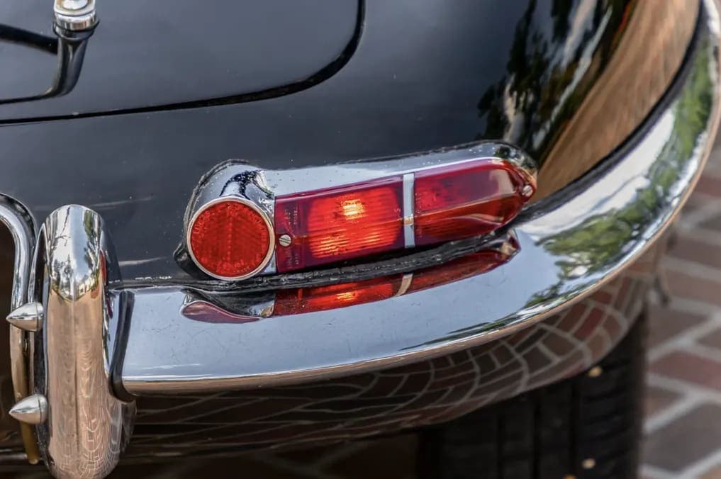 1967 Jaguar XKE Series I 4.2 Roadster, view