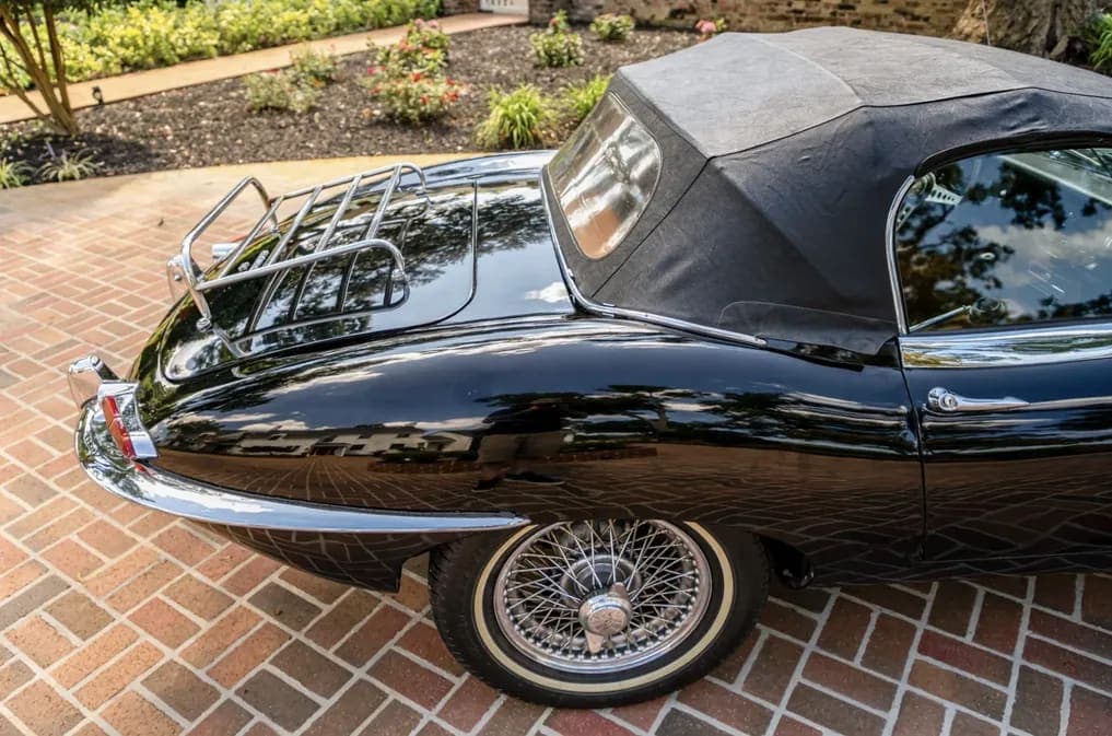 1967 Jaguar XKE Series I 4.2 Roadster, view