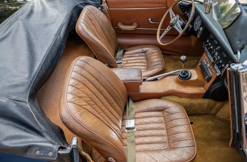 1967 Jaguar XKE Series I 4.2 Roadster, view