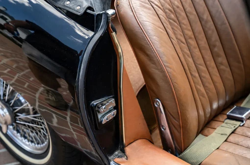 1967 Jaguar XKE Series I 4.2 Roadster, view