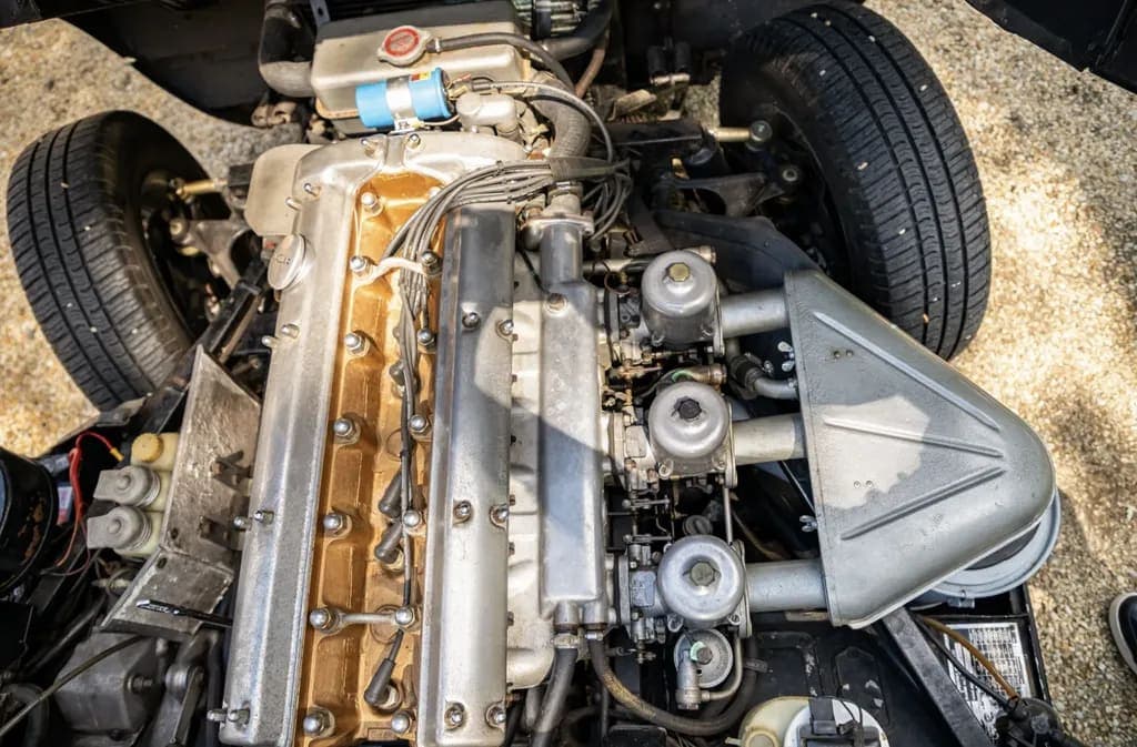 1967 Jaguar XKE Series I 4.2 Roadster, view