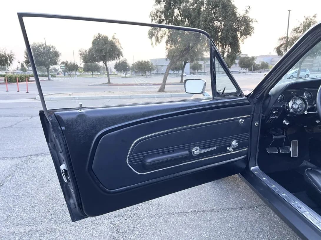 1967 Ford Mustang Coupe 289, view