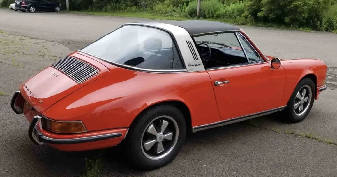 1971 Porsche 911S Targa, view