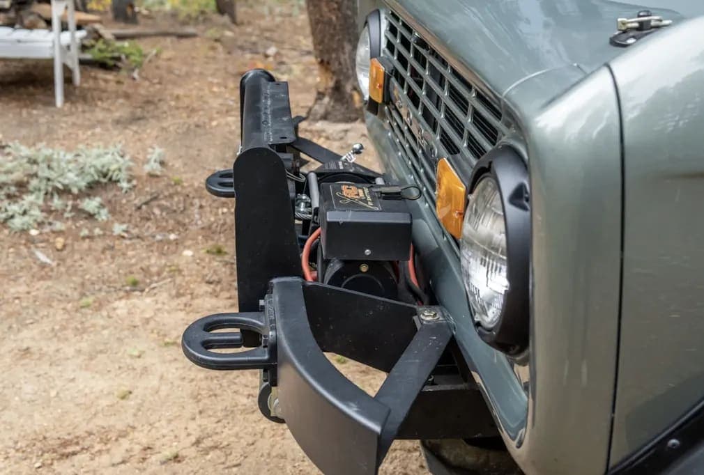 1972 Ford Bronco 302 5-Speed, view