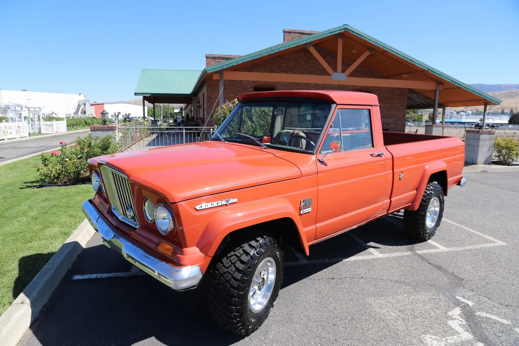 1967 Jeep Gladiator J2000 4x4, view