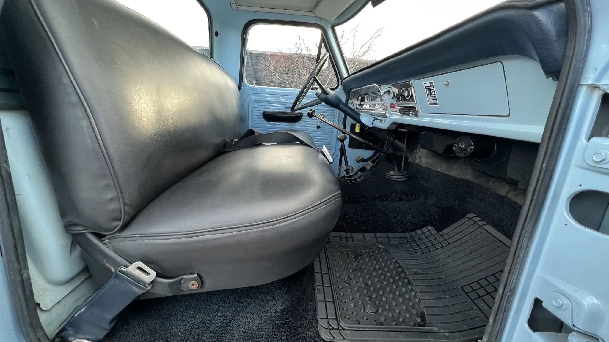 1968 Ford F250 4x4, view